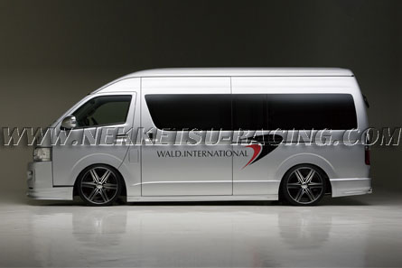 ชุดแต่ง TOYOTA HIACE WIDE /SUPER LONG WALD ทรง EXECUTIVE LINE V2